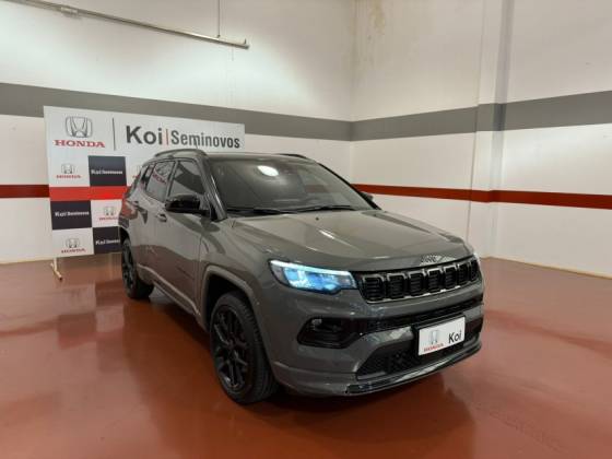 JEEP COMPASS 2.0 HURRICANE 4 TURBO GASOLINA BLACKHAWK AT9 JEEP COMPASS 2.0 HURRICANE 4 TURBO GASOLINA BLACKHAWK AT9
